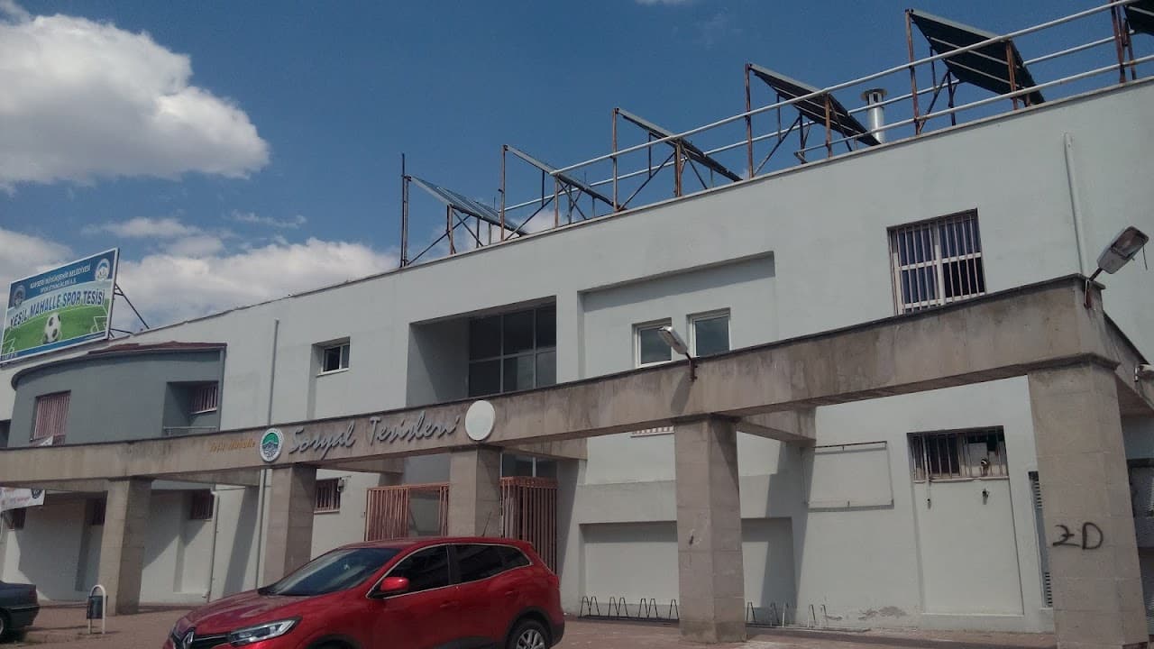 Yeşil Mahalle Halı Saha Ve Spor Tesisleri 4