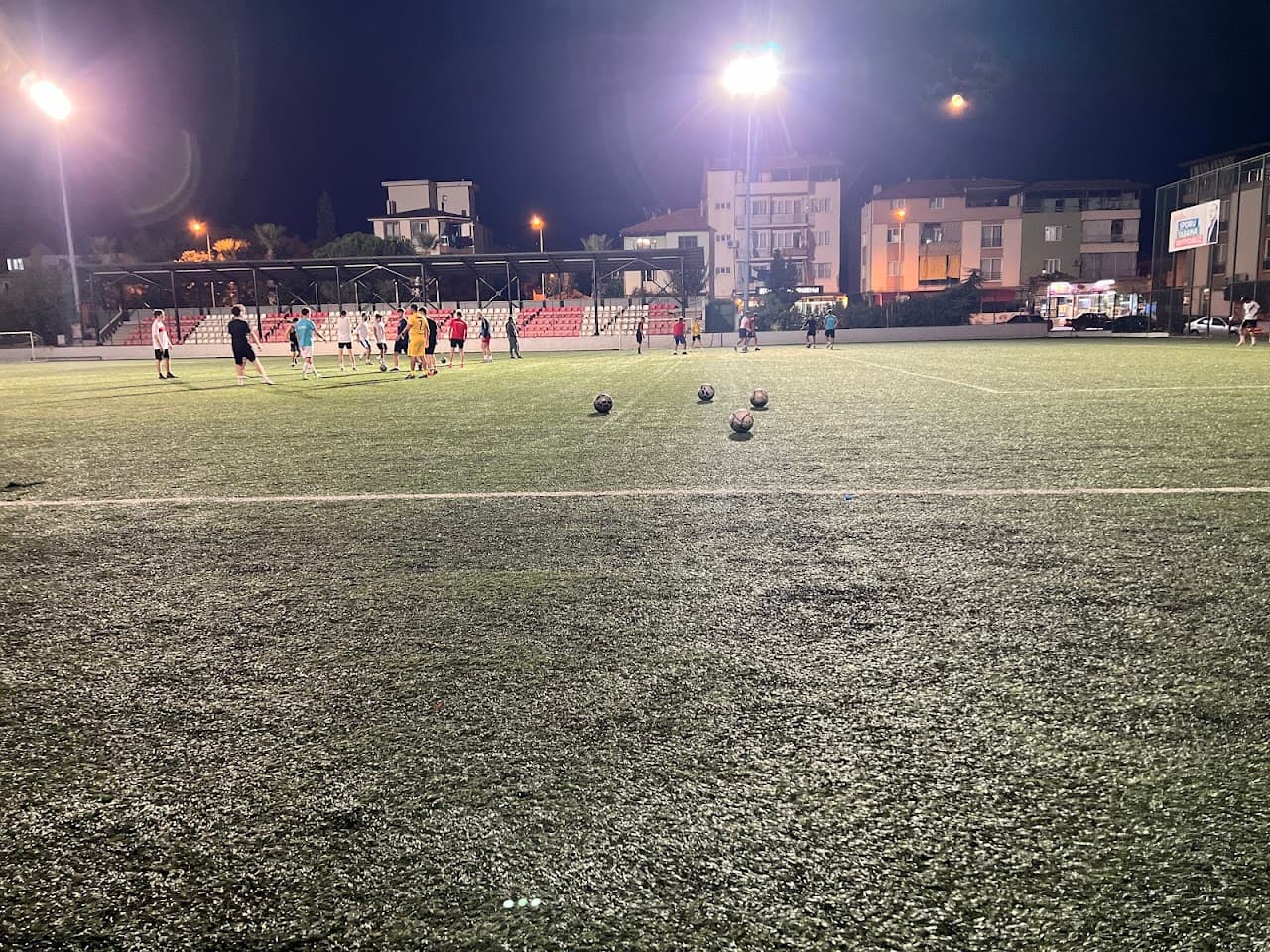 Saraçoğlu Spor Sahası 4