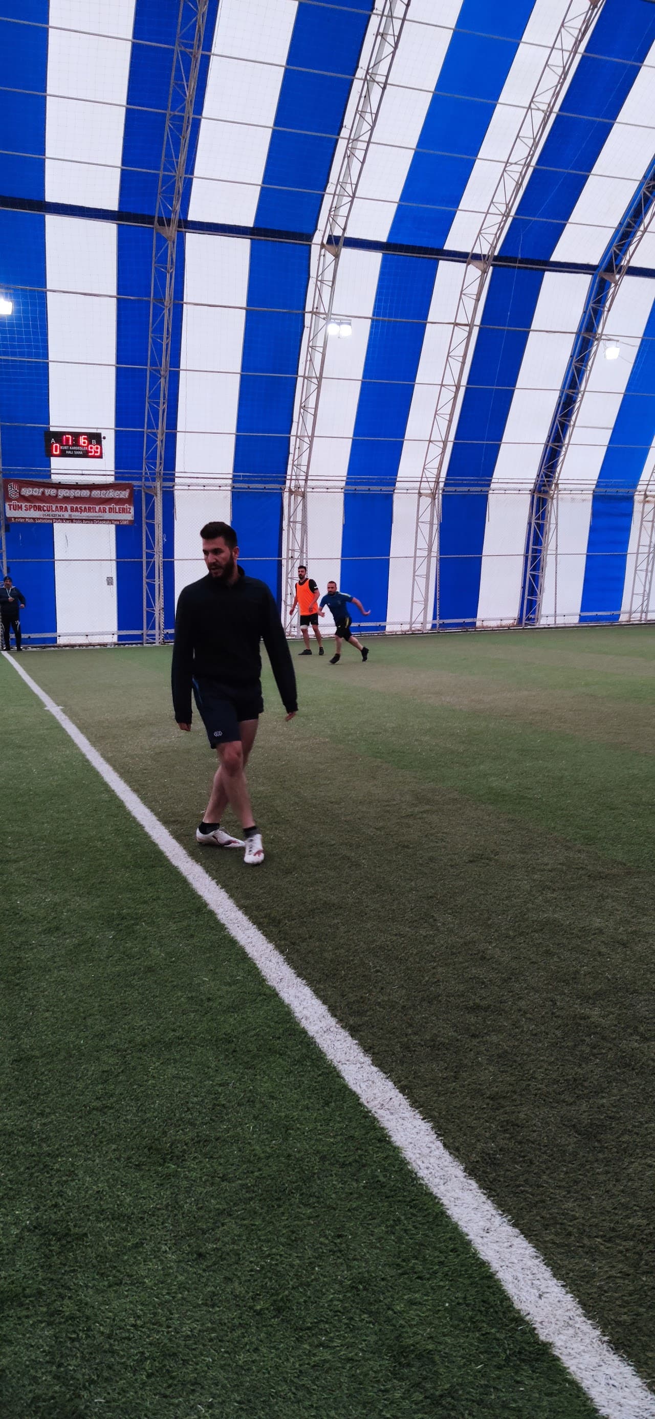 Kurt Kardeşler Spor Kompleksi 4
