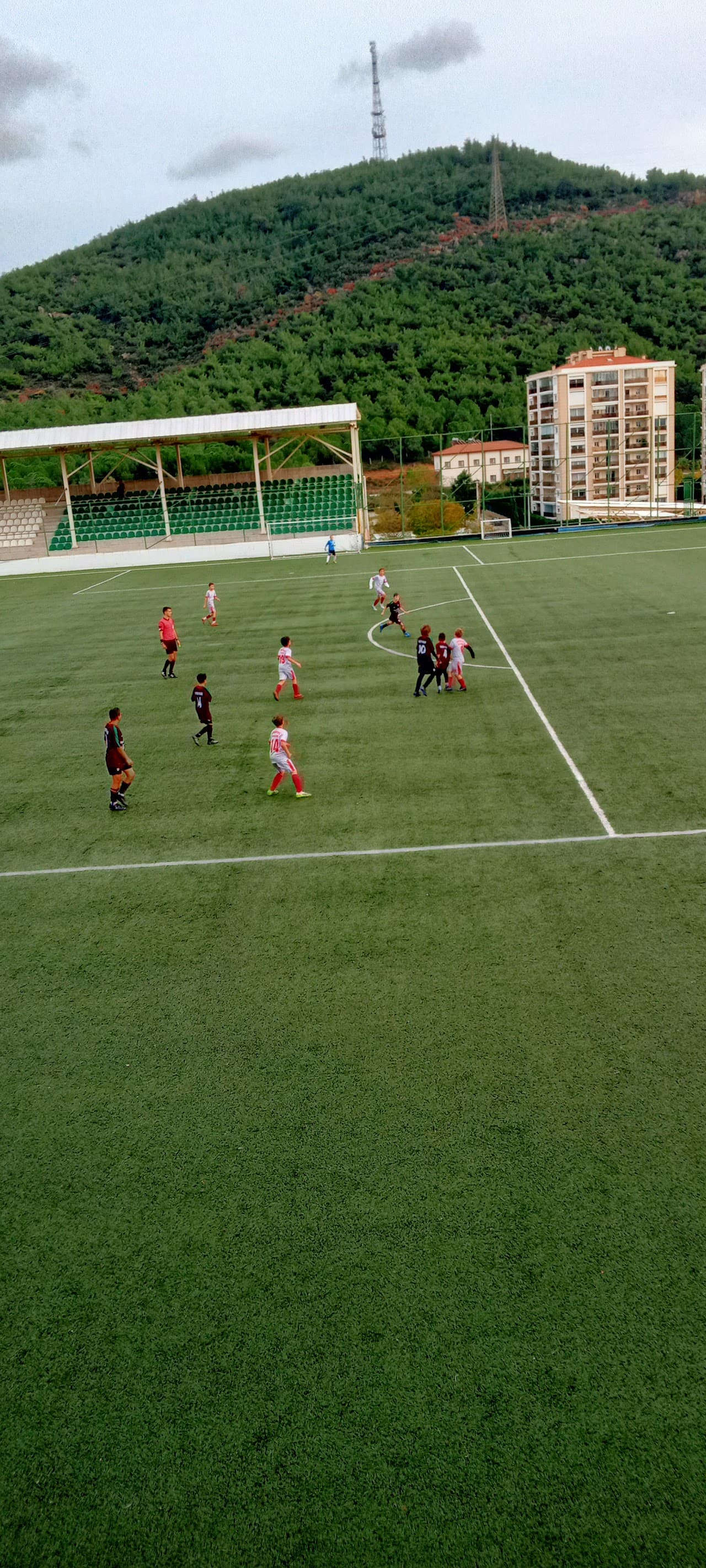 Karşıyakanın Efsaneleri Futbol Tesisi