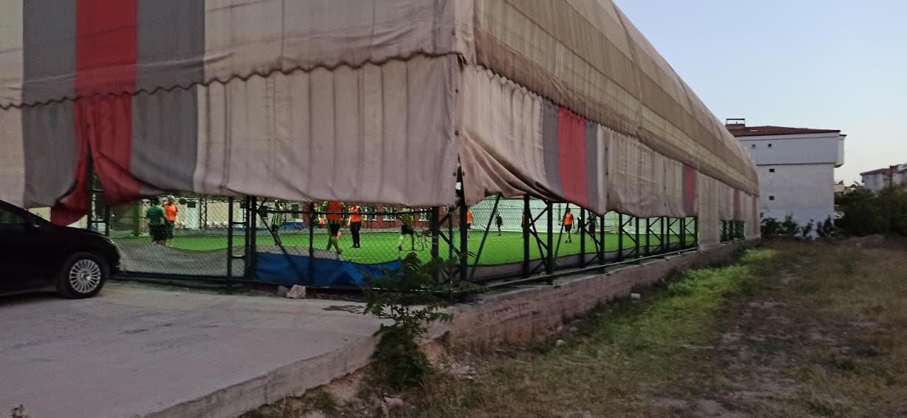 Olimpiyat Kapalı Halı Saha 2