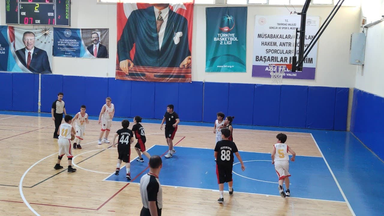 Çorlu Kapalı Spor Salonu