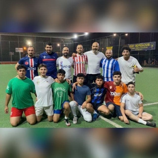 Dostlar Halı Saha 4