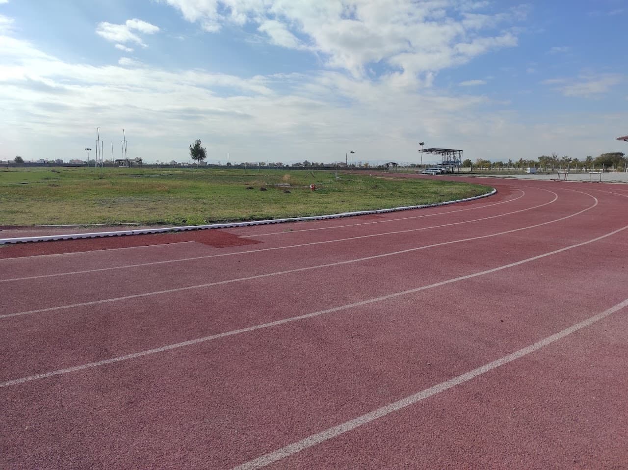Konya Gençlik Hizmetleri ve Spor İl Müdürlüğü Saraçoğlu Spor Tesisleri 3