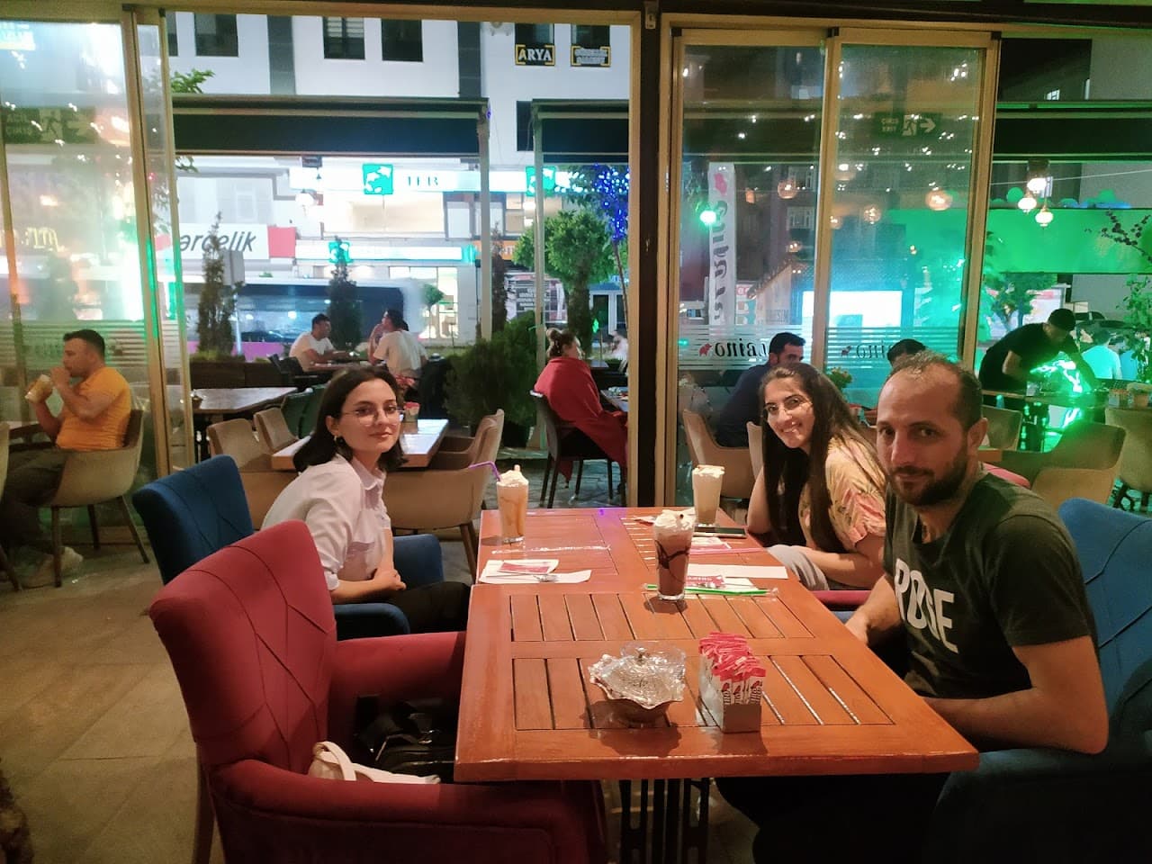 Tuşba Halı Saha 2