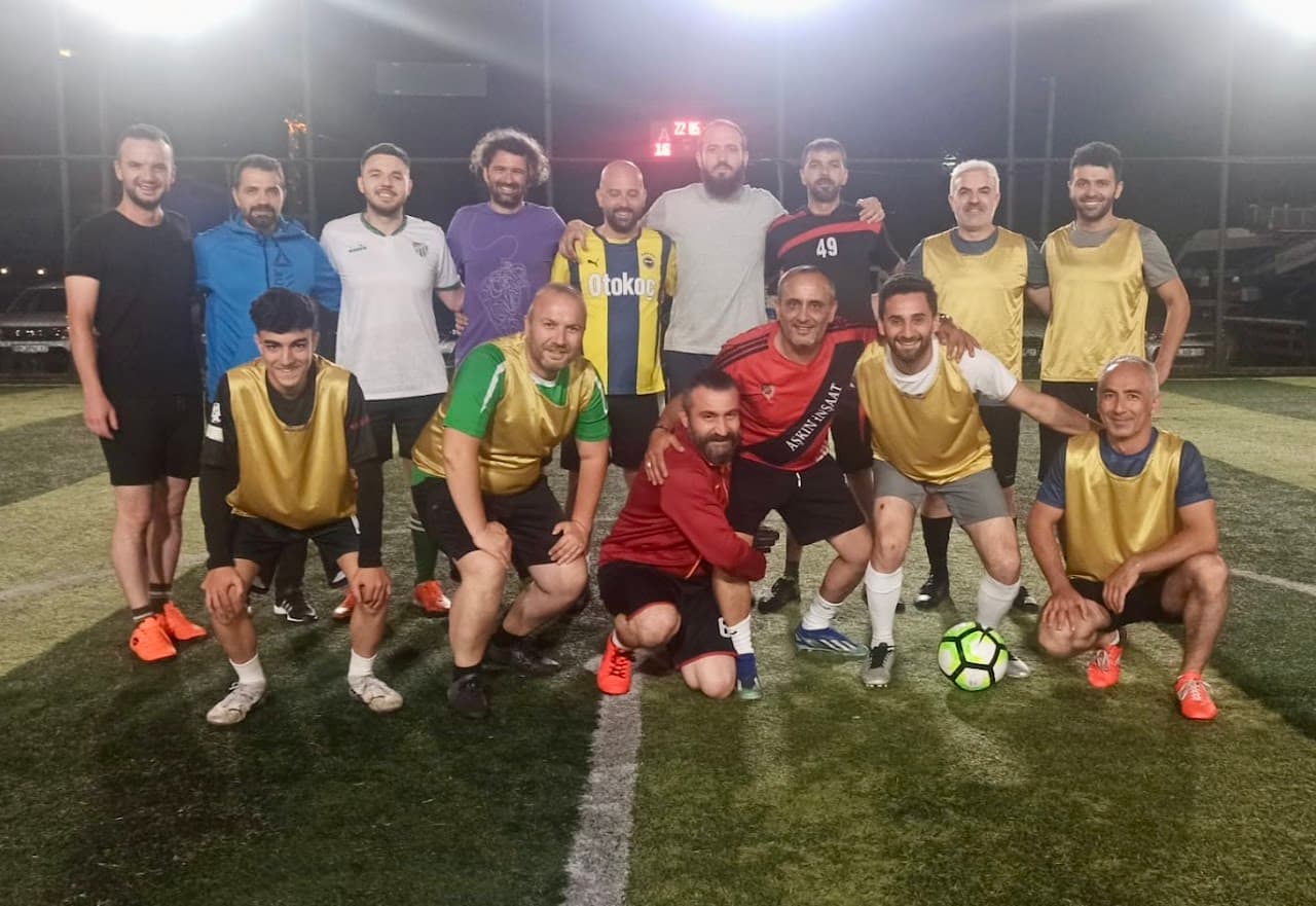 Çeltik spor halı sahası 2