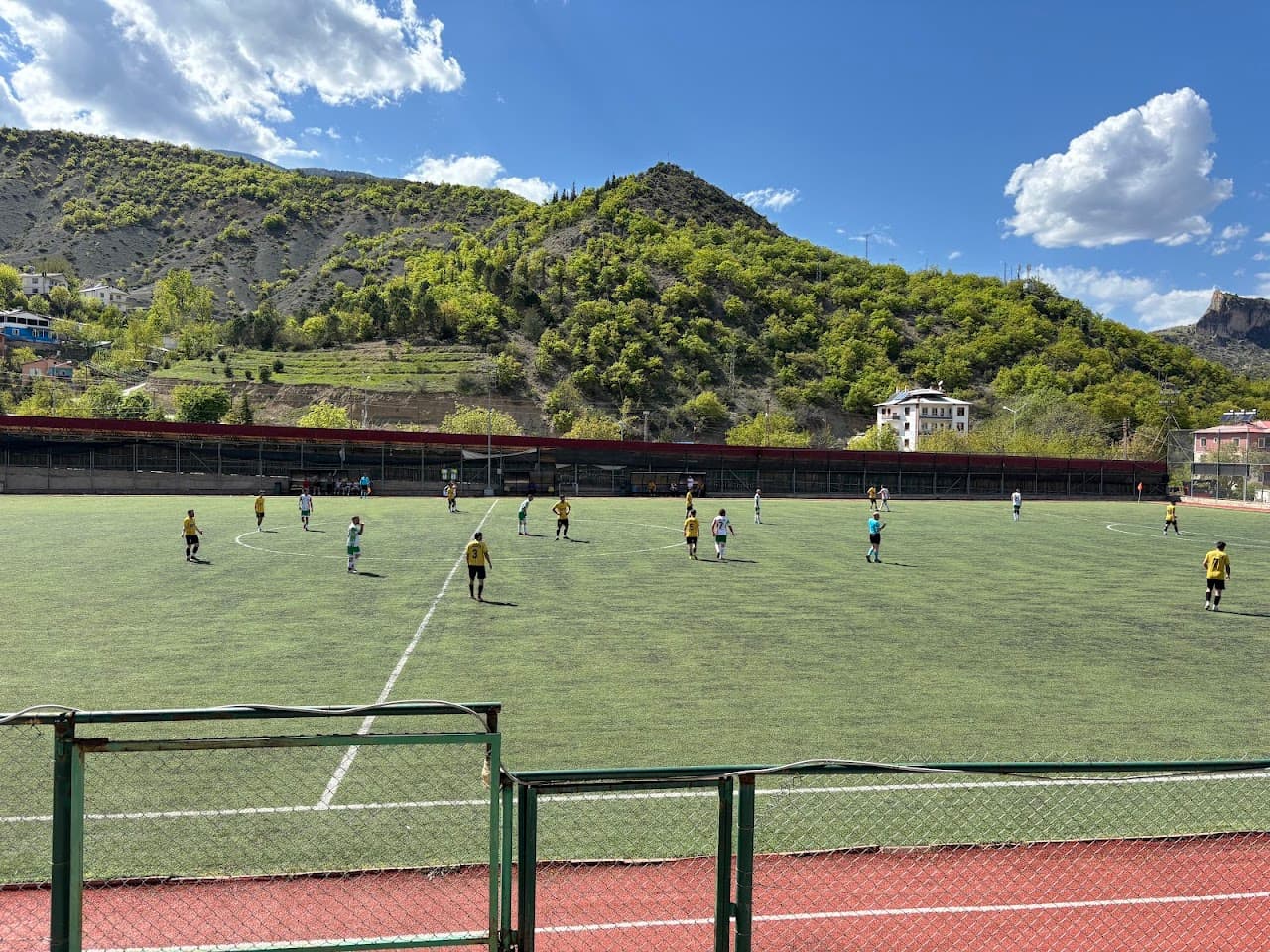 Ardanuç Atatürk Stadyumu 2