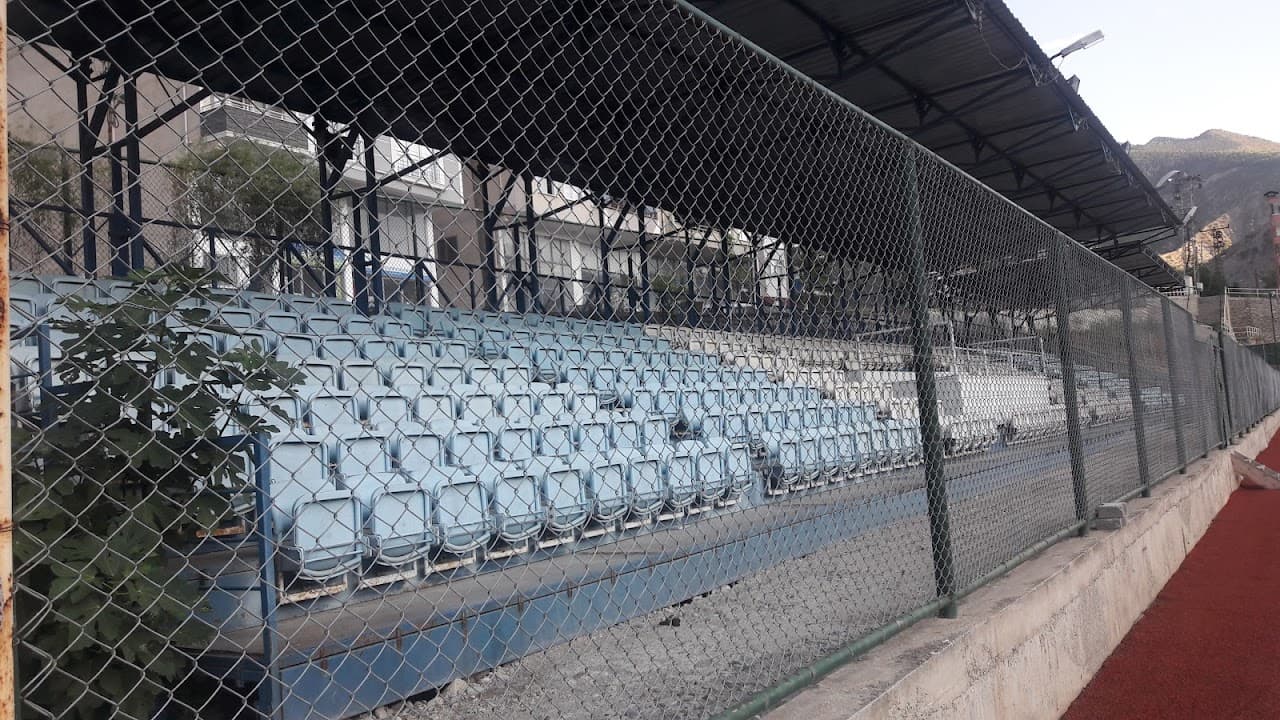 Ardanuç Atatürk Stadyumu 5