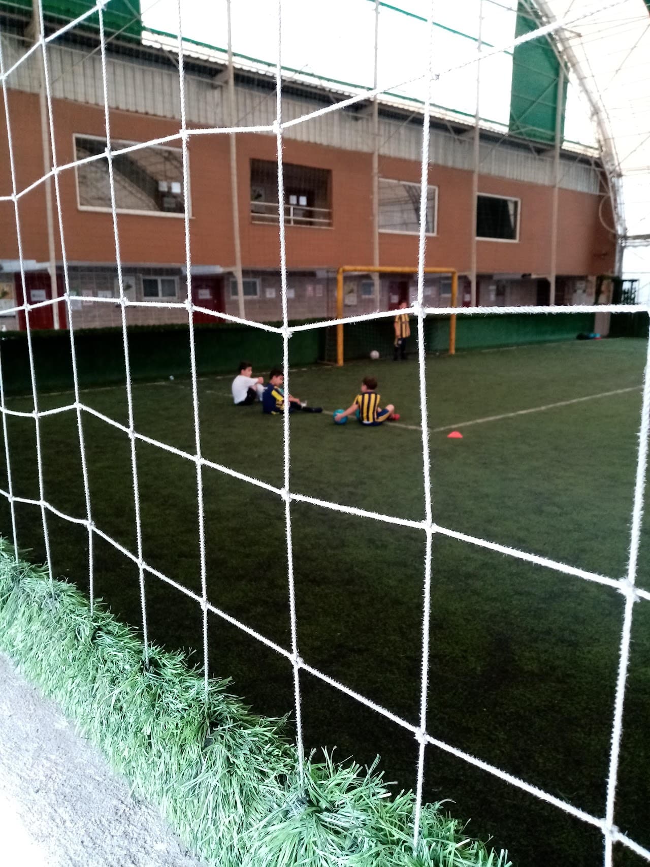 Kelebek Spor Çim Halı Saha Tesisleri 5