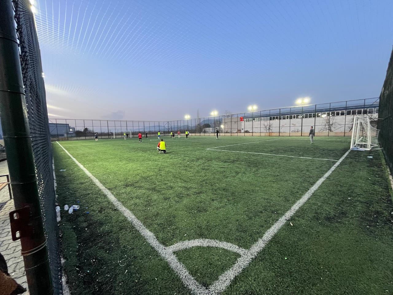 Samanlı halısaha