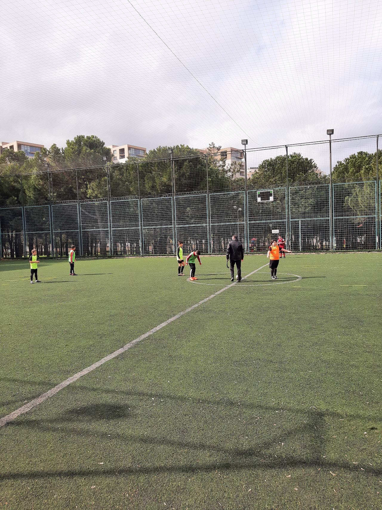 Emek Belediyesi Halı Saha Ve Spor Tesisi