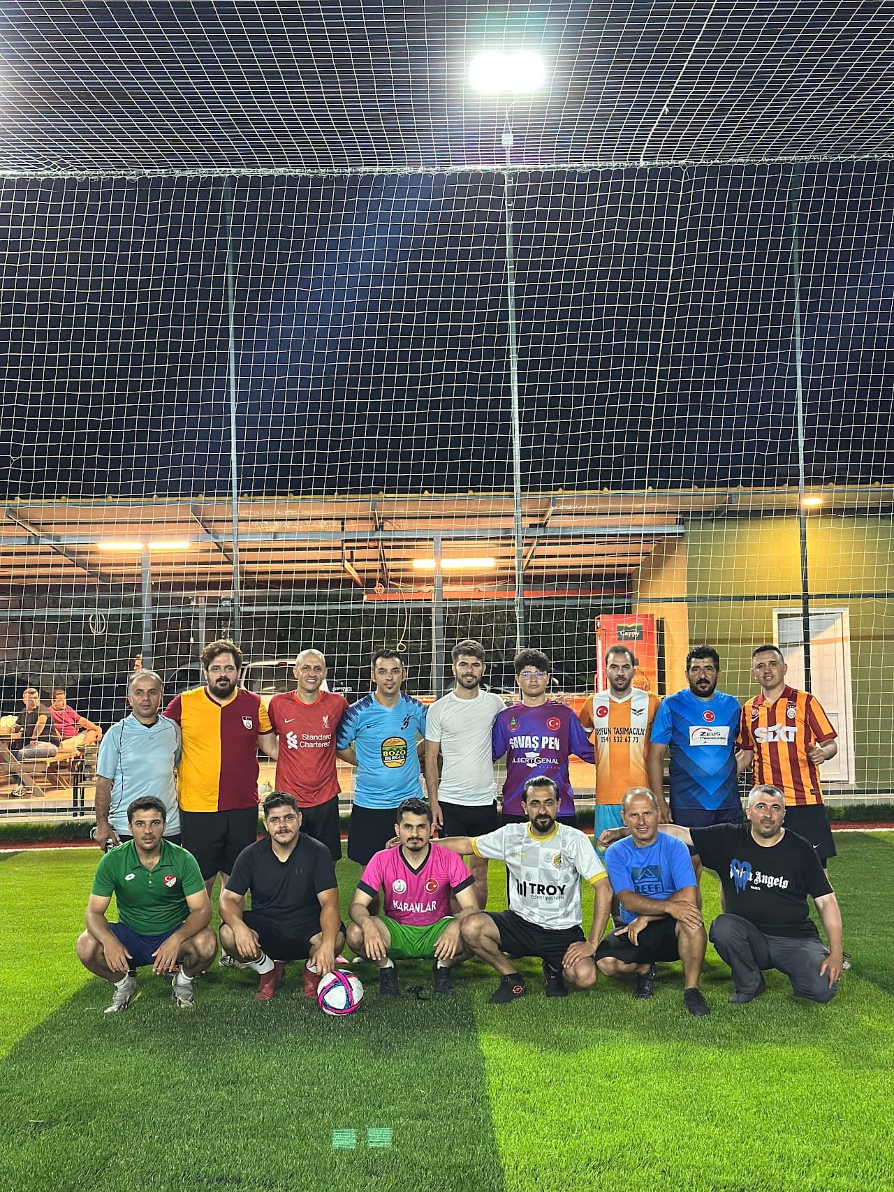 Oba park halı saha tesisleri 5