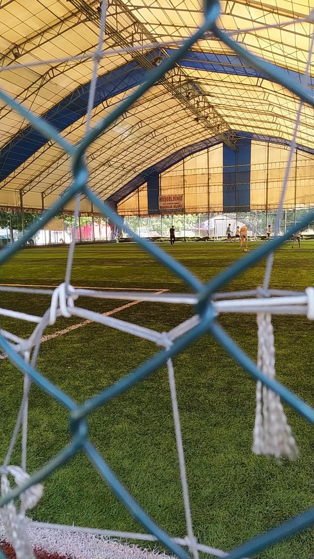 Kapalı Halı Saha 4