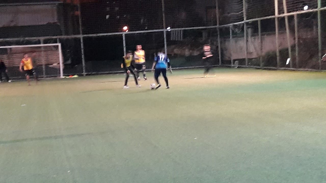 Özcan halı saha 2