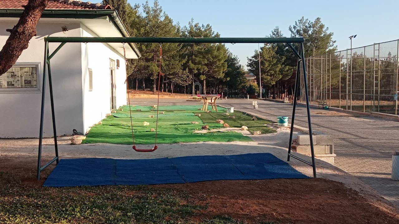 Anadolu Halı Saha - Kalender Spor Tesisleri - Futbol Okulu 5