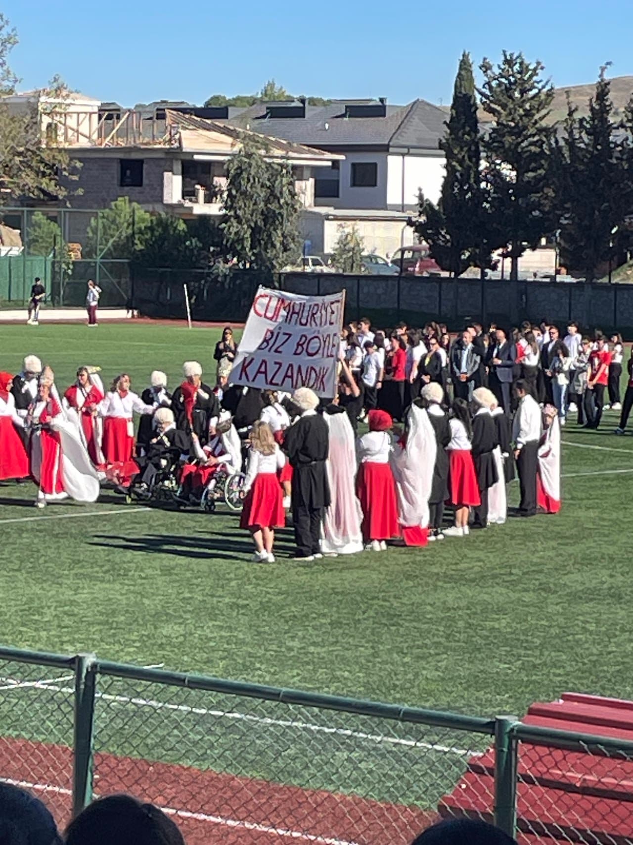 Seferihisar Futbol Sahası 4