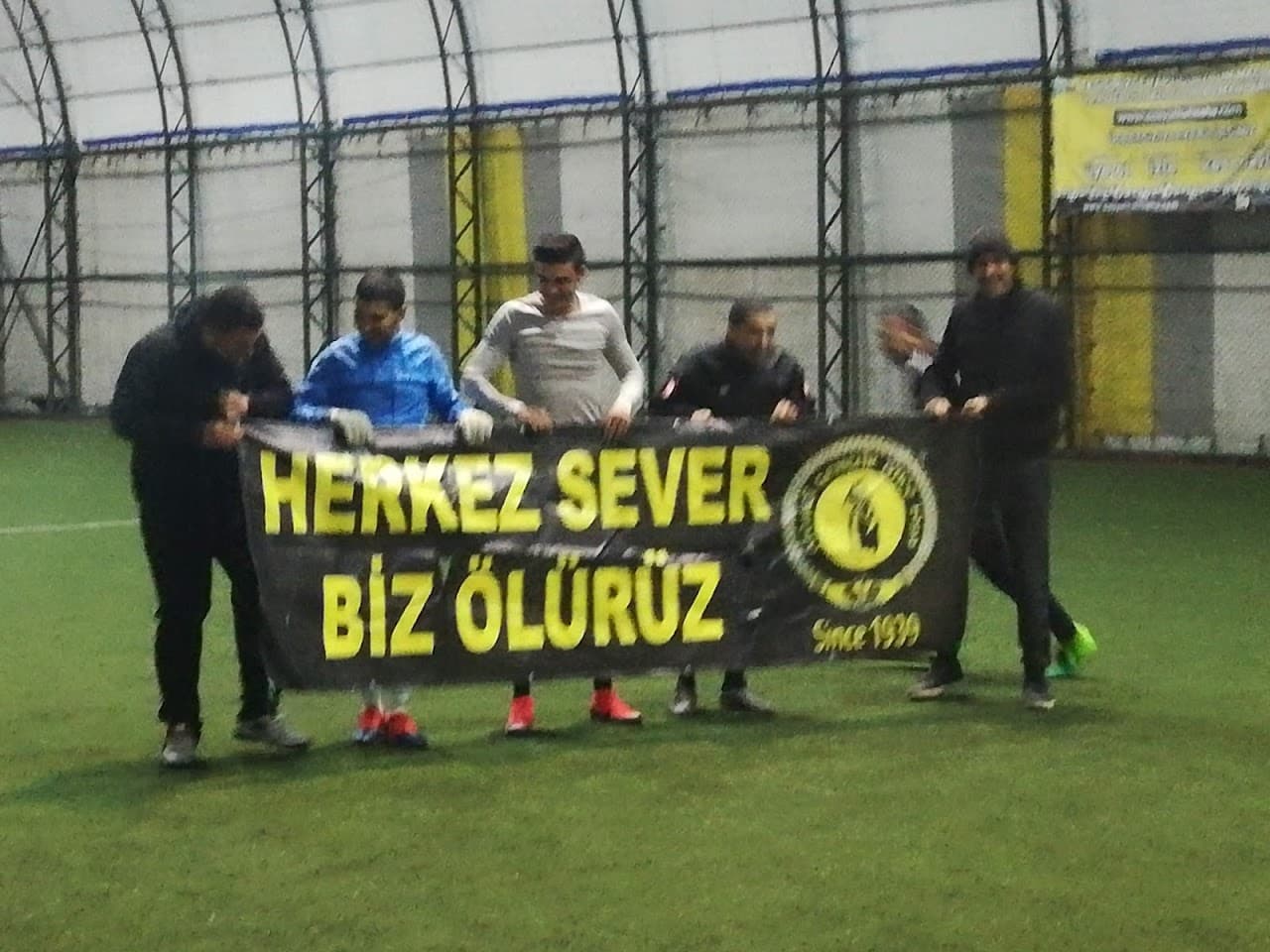 Halı Saha (2)