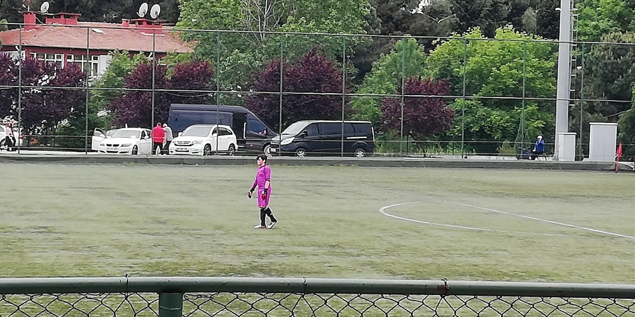 Halısaha 4