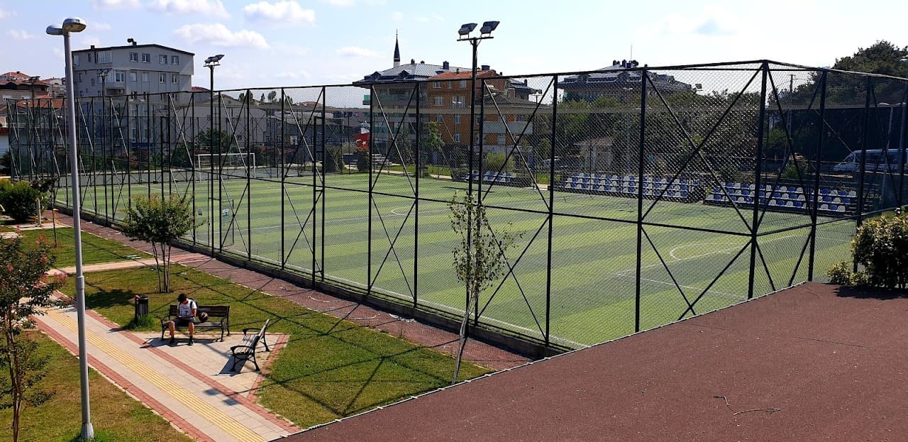 T C. Sarıyer Belediyesi Şehit Topçu Ütğm. Uğur Taşçı Spor Tesisleri