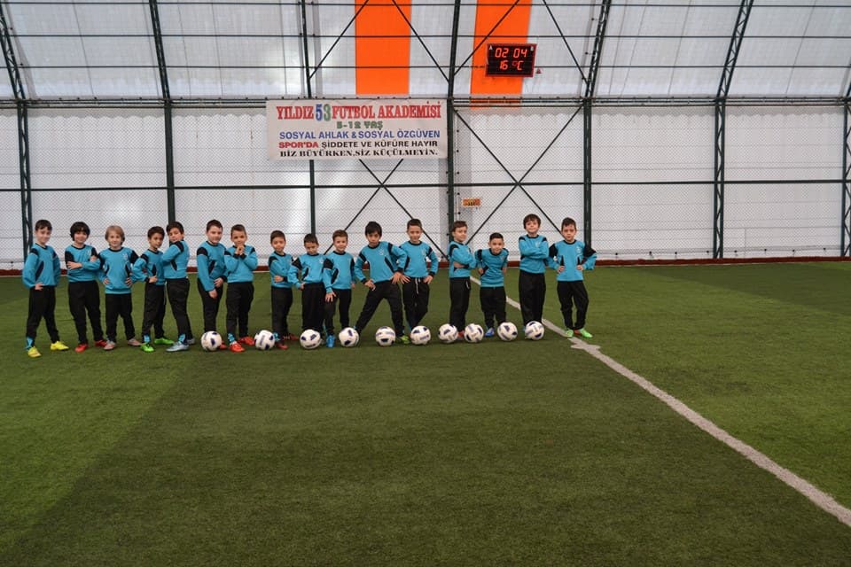 Rize Halı Saha - Gündoğdu Spor Center - Halı Saha Rize