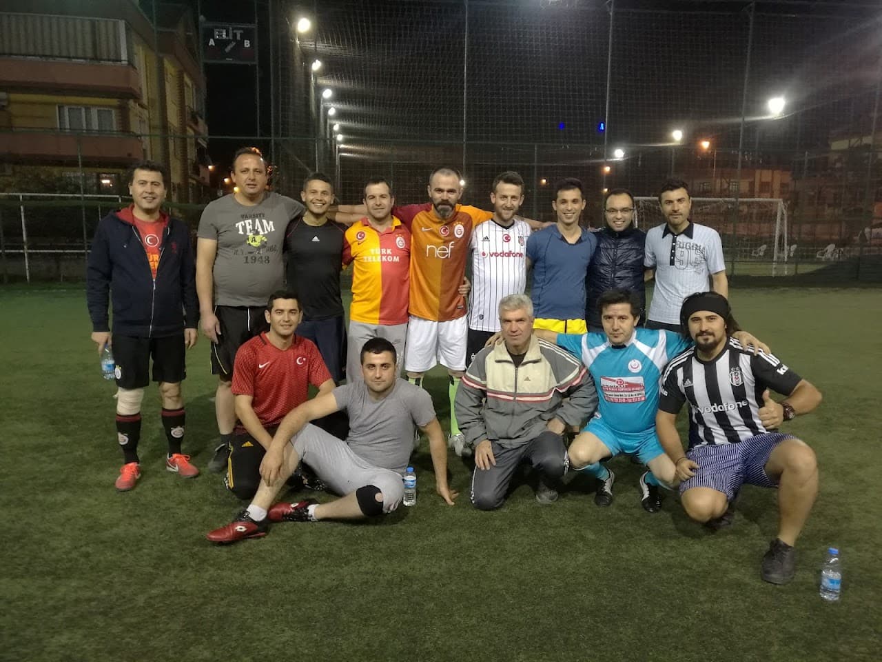 Berkay Halı Saha 75. Yıl Tesisleri