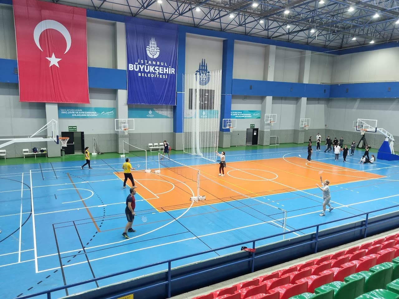 İBB Metin Oktay Spor Tesisi