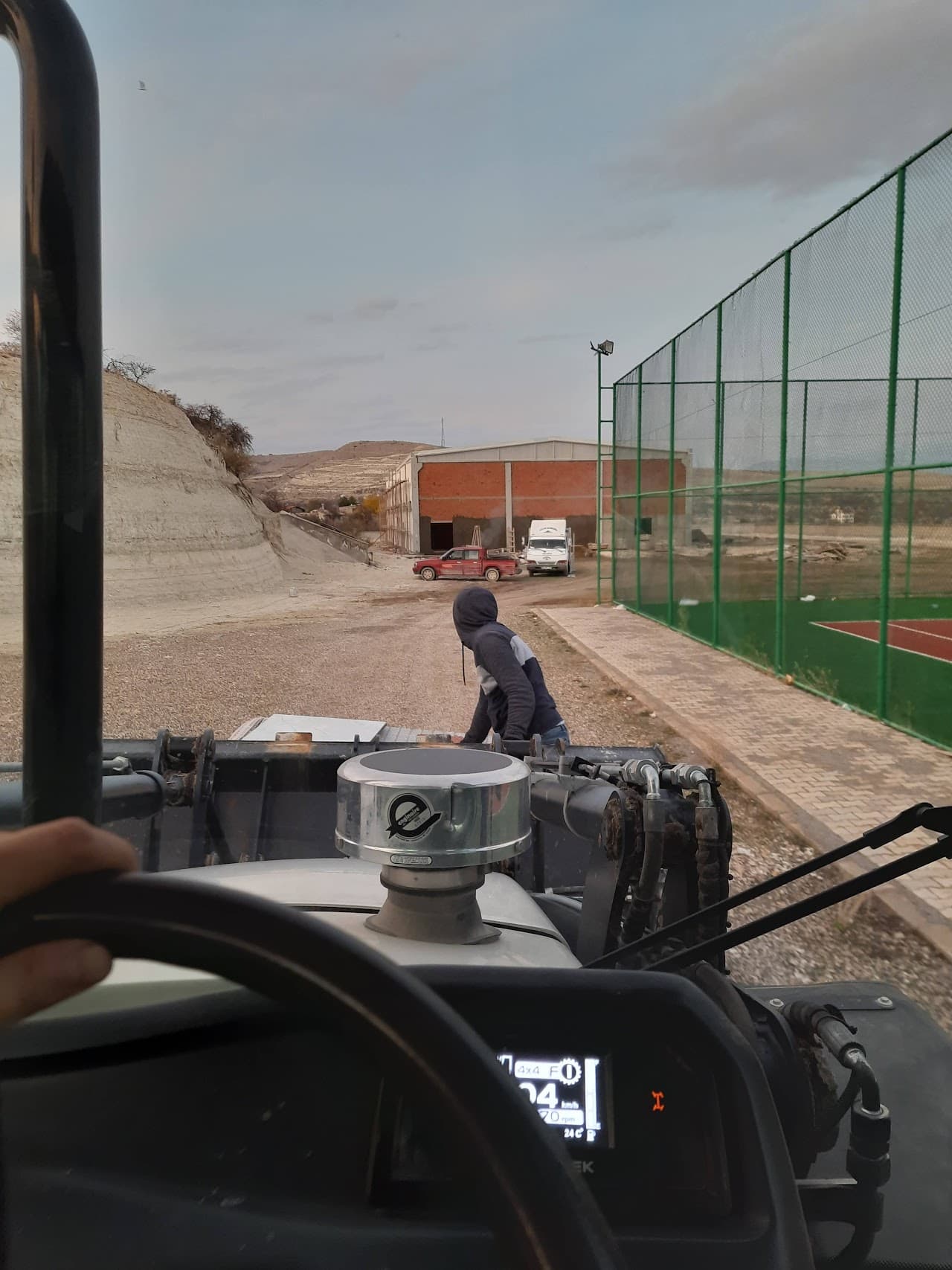 Agin spor kompleksi
