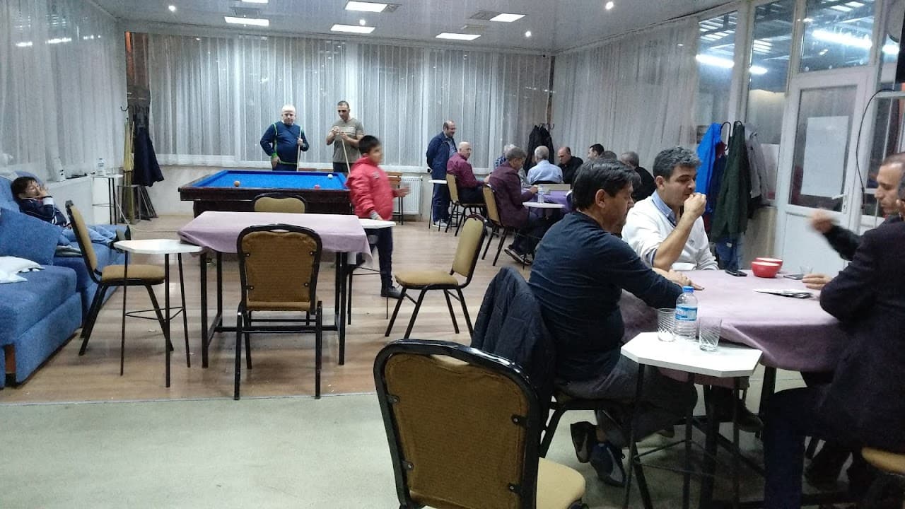 Gençlik Halısaha 5