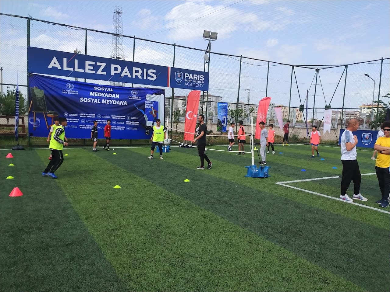 Şehit Polis Halit Gürsel Spor Kompleksi 3