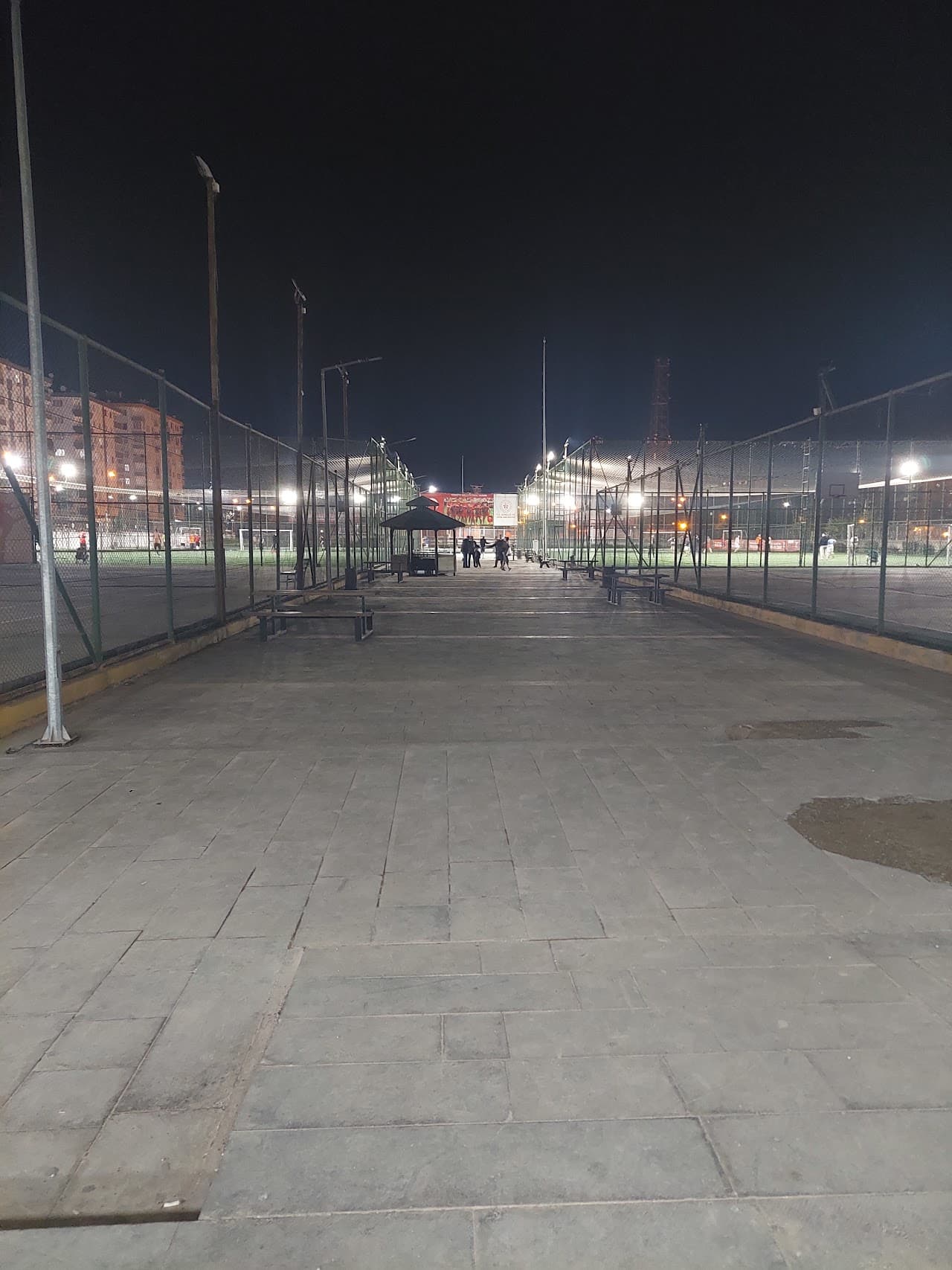 Şehit Polis Halit Gürsel Spor Kompleksi 4