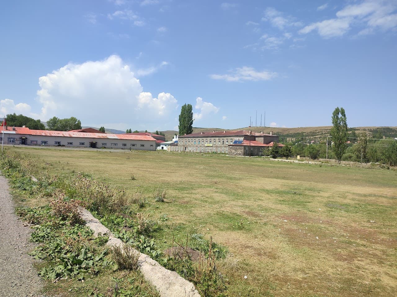 Futbol Sahası 4