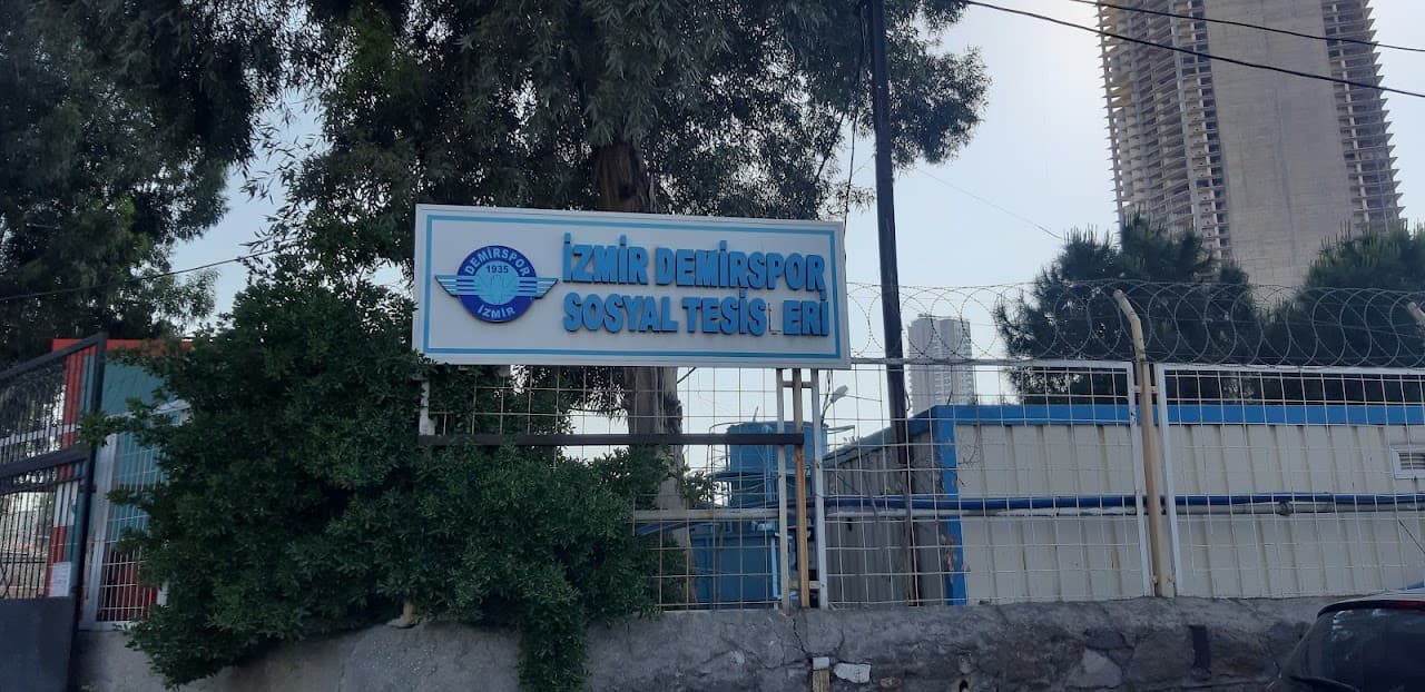 Demirspor Halı Saha Tesisleri 4