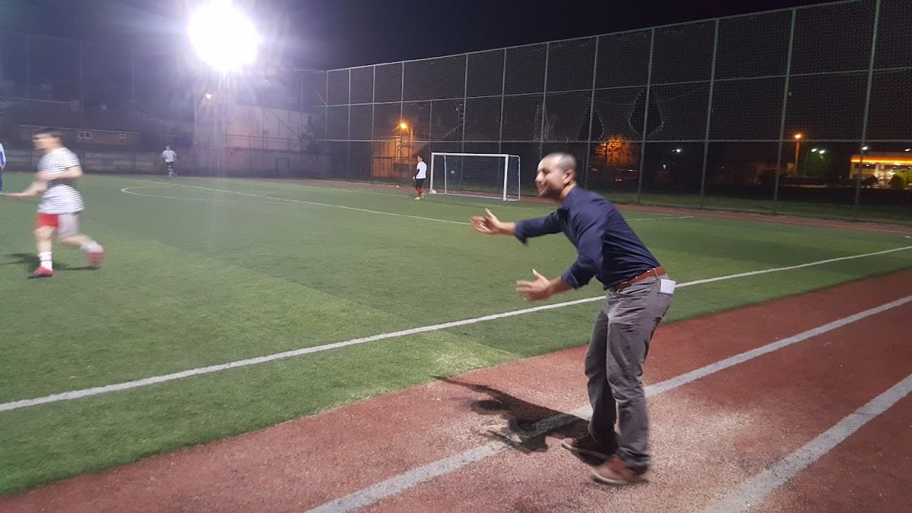 Futbol Sahası 4