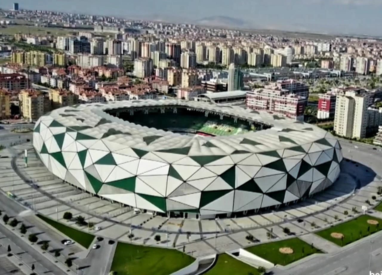 KONYA BÜYÜKŞEHİR BELEDİYE STADYUMU 5