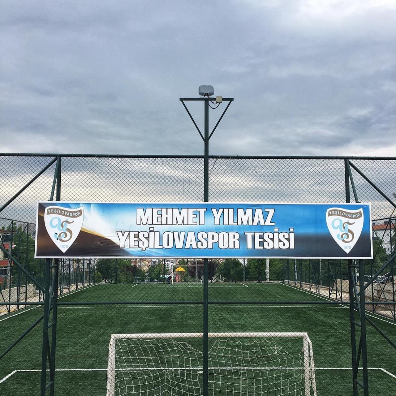 Yeşilova Mehmet Yılmaz Halı Saha Tesisleri