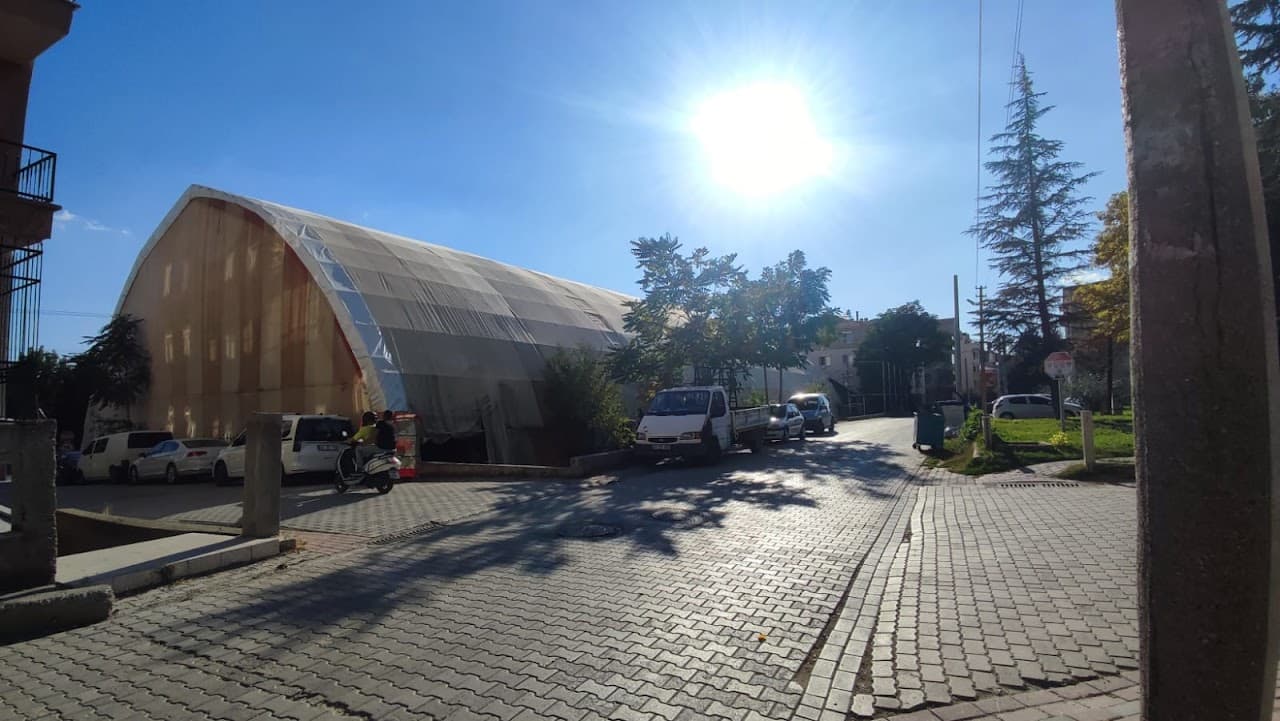 Halı Saha (2)