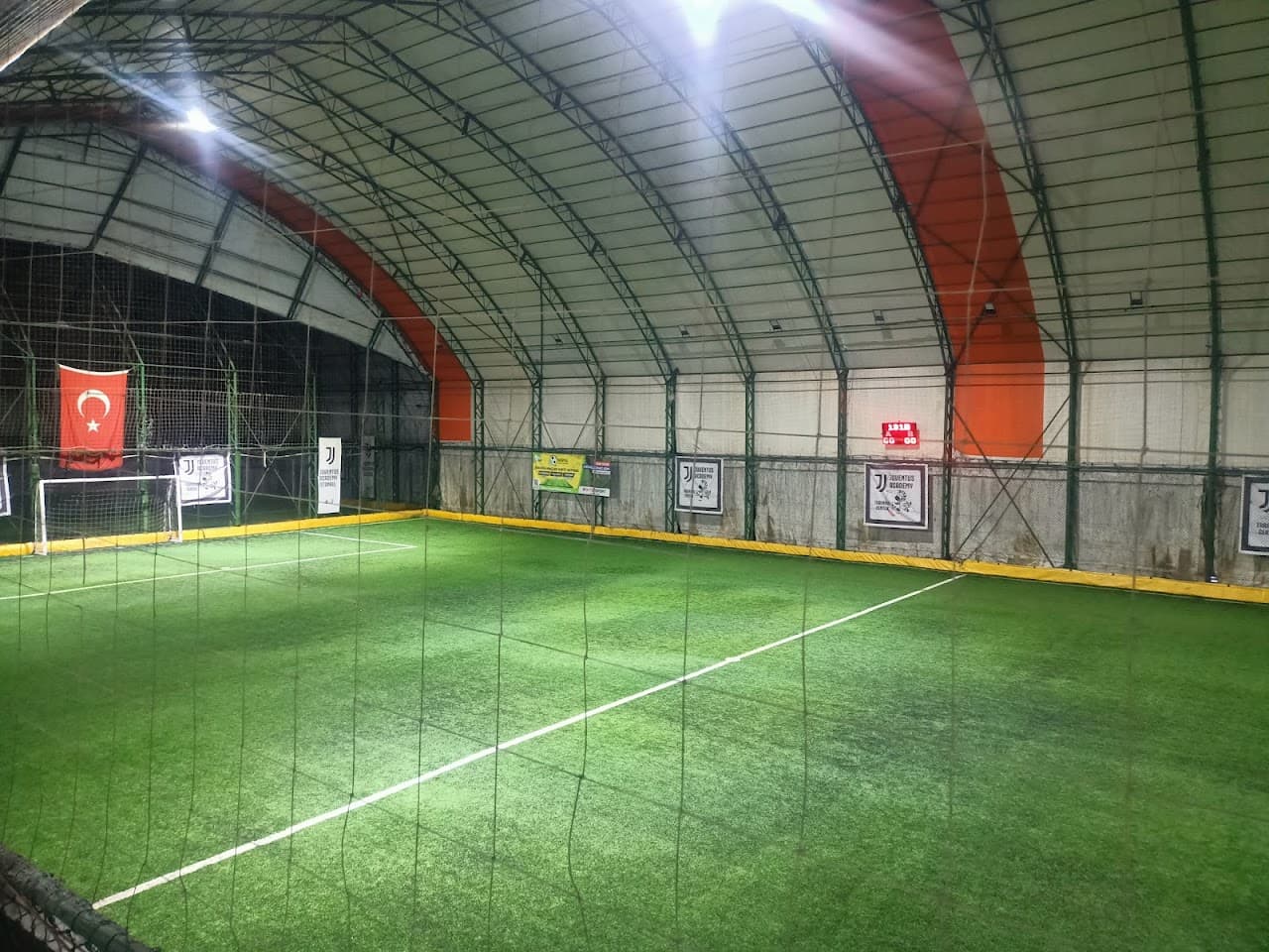 Euro Futbol Halı Sahalar- Boztepe Spor Tesisleri