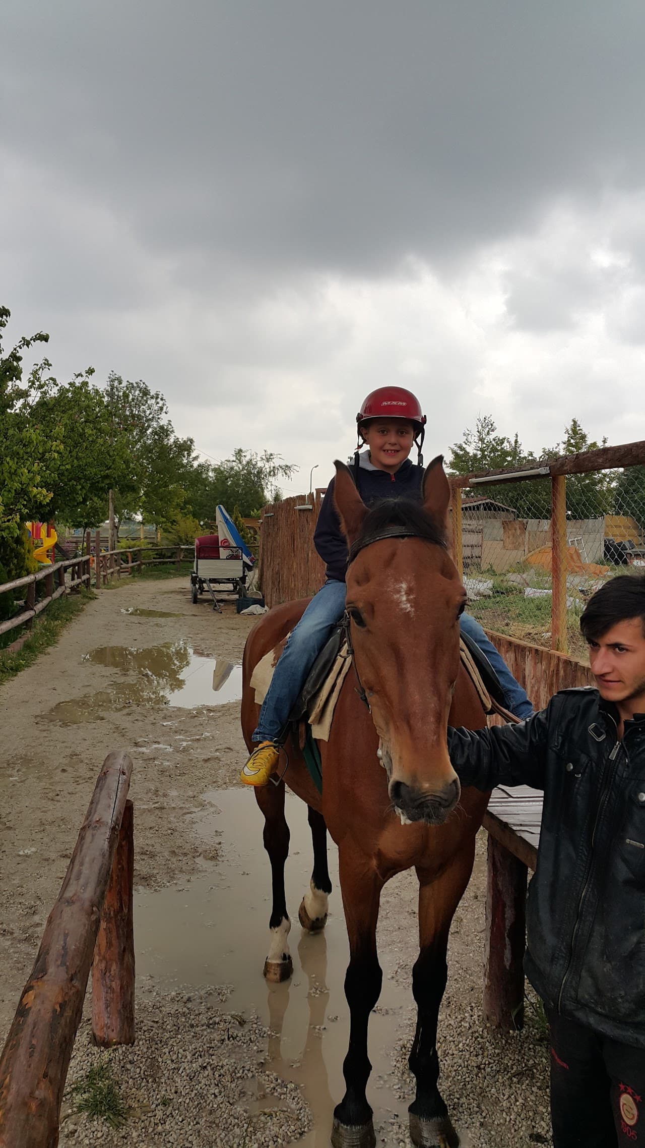 Efor Halı Saha 4