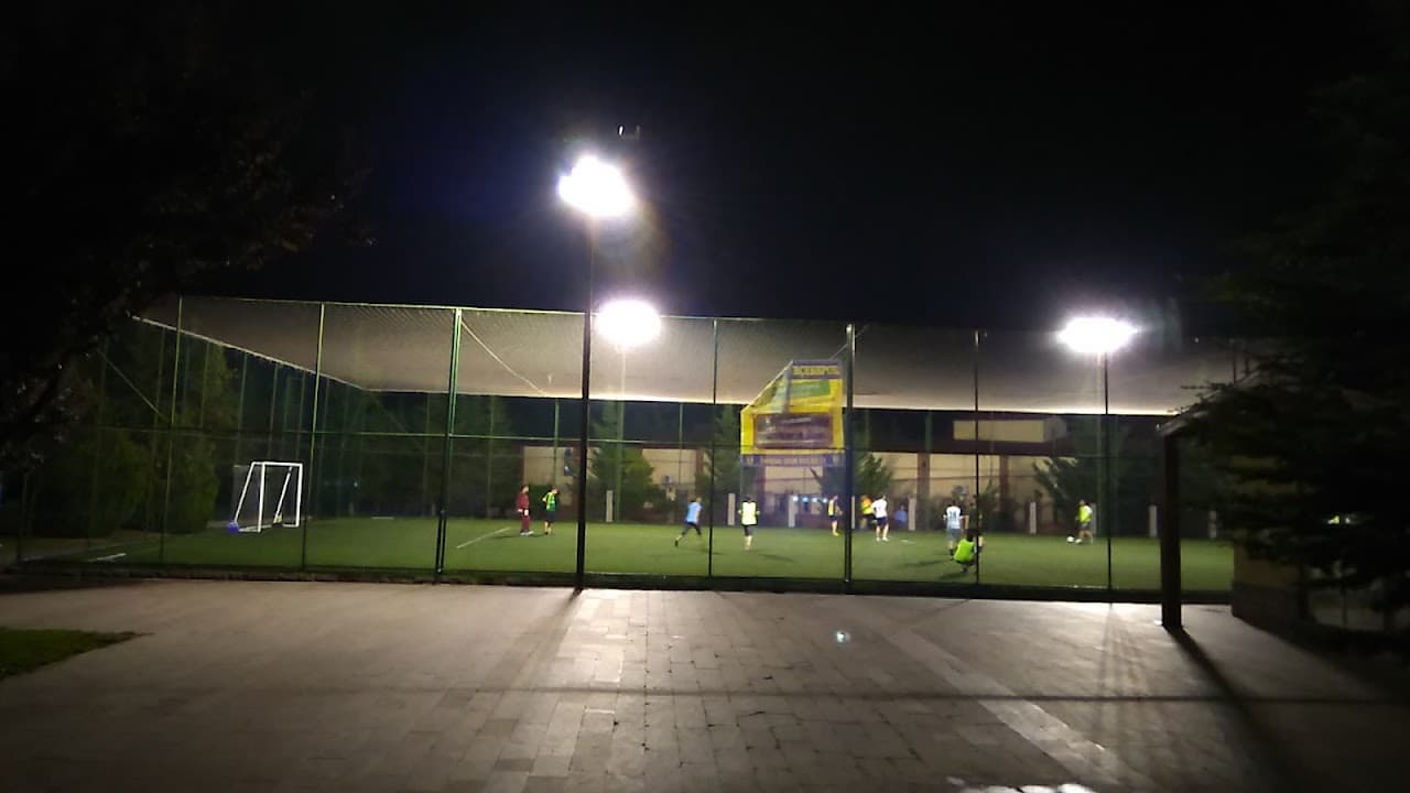 Halı Saha (3) 2