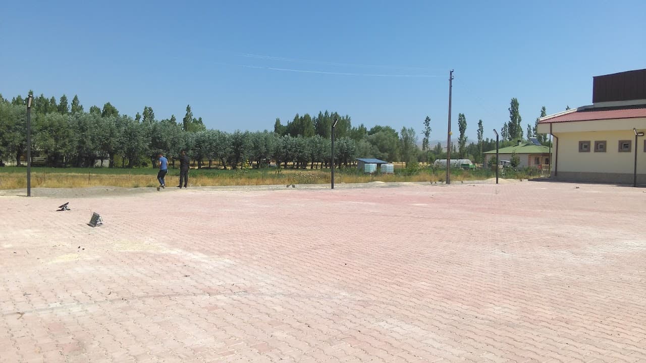 Halı Saha (3)