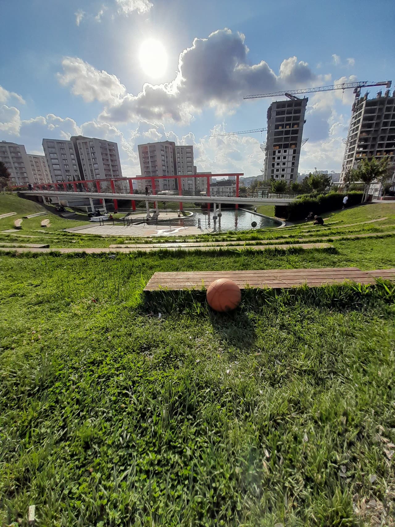 Bağcılar Azerbaycan Park Halı Saha Tesisi