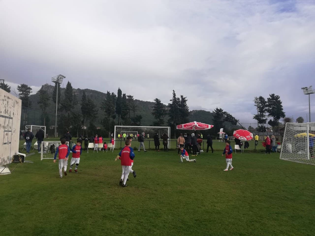 Yağmur Halı Saha