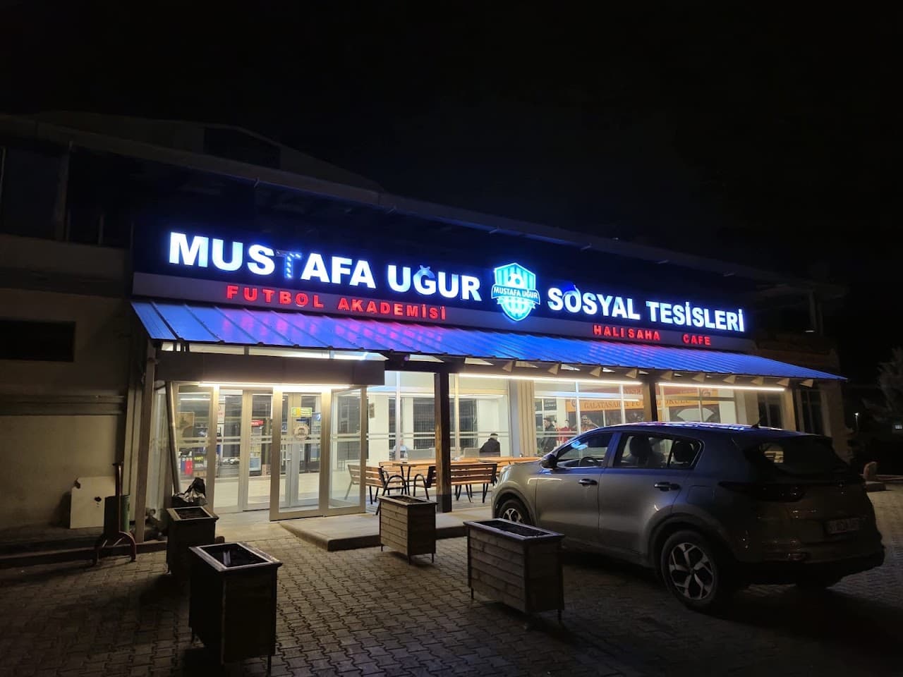 Mustafa Uğur Sosyal Tesisleri
