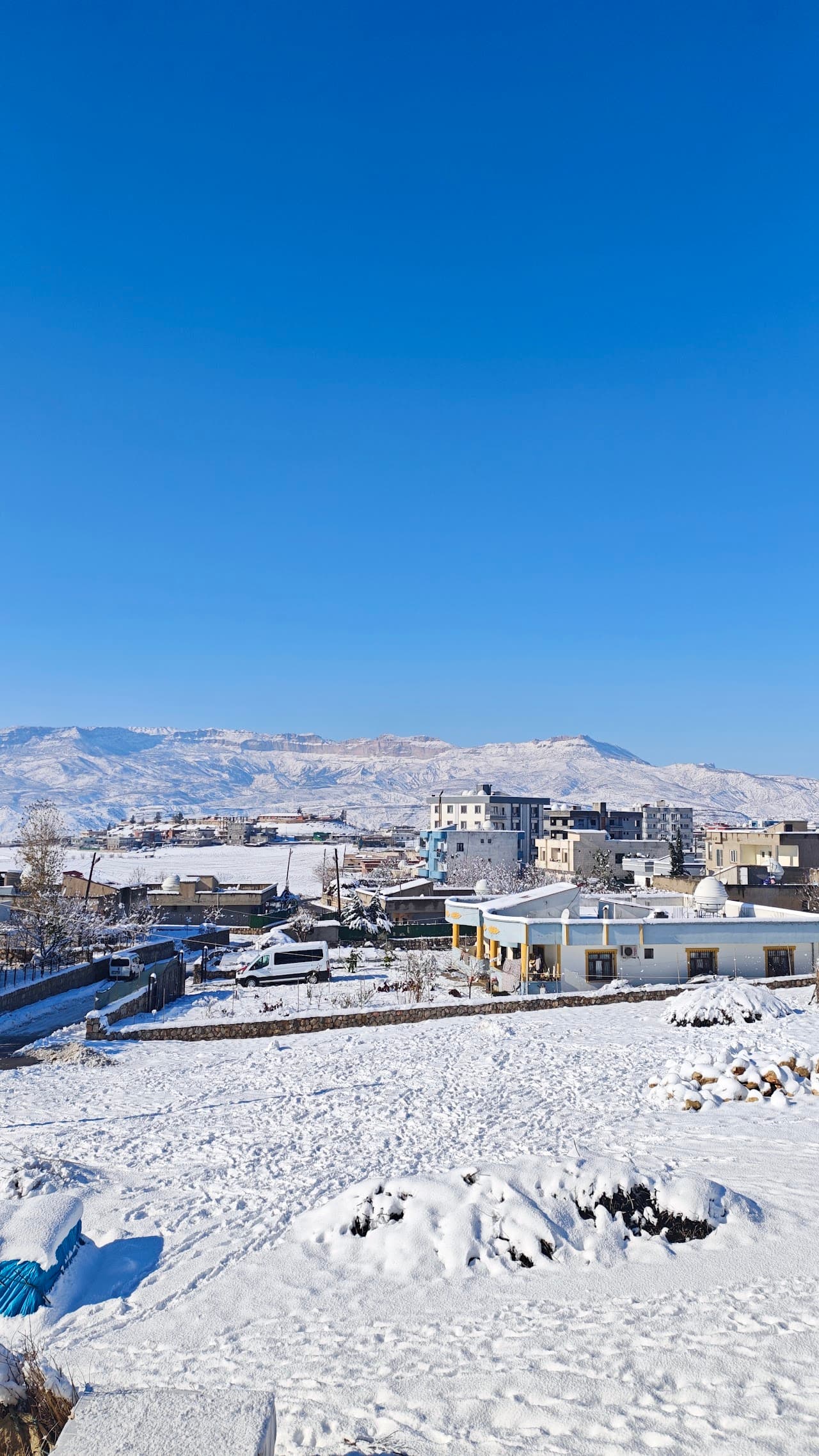 Kumçatı halı saha