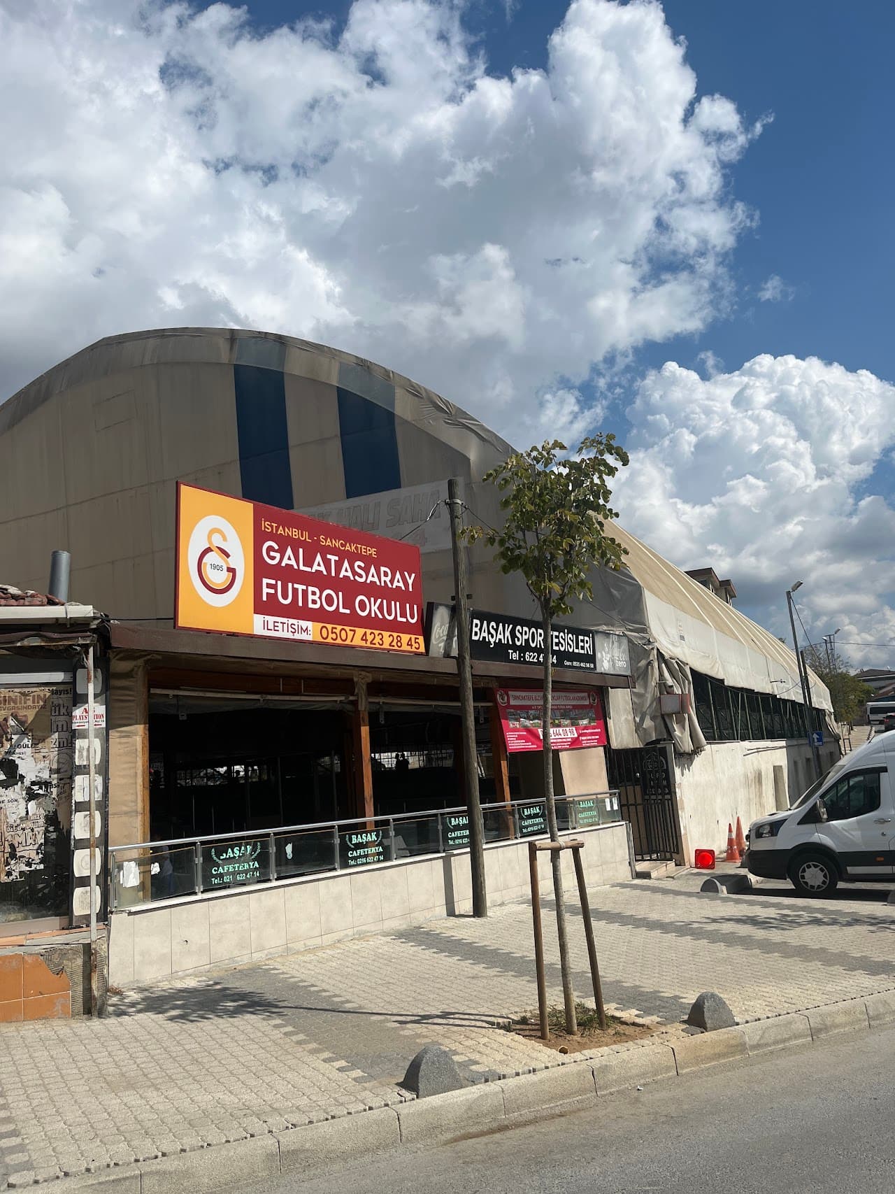 Başak halısaha