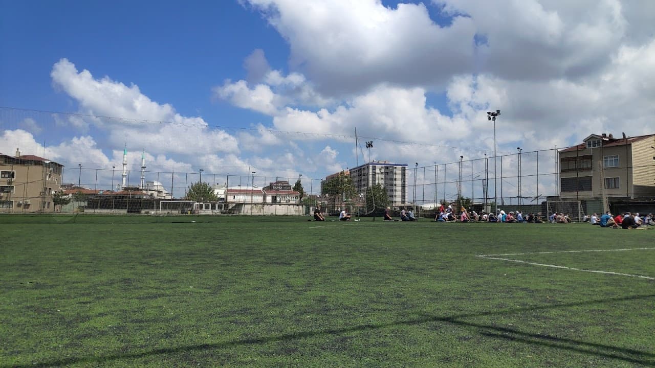 Küçükköy Spor Halı Saha Tesisleri