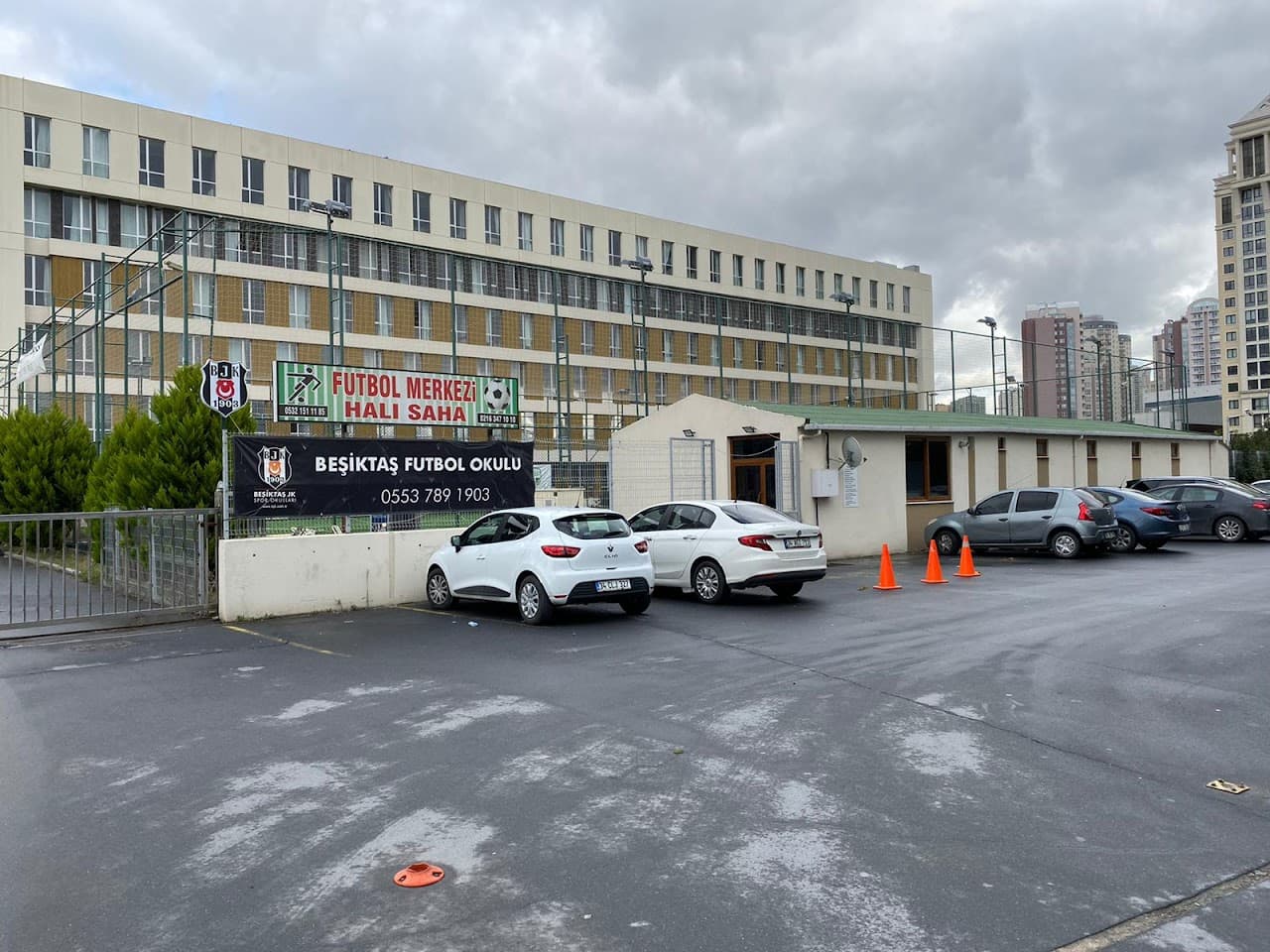 Futbol Merkezi Halı Saha