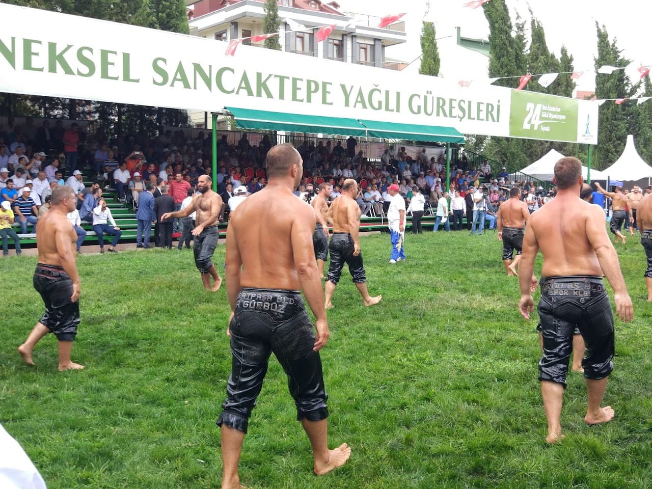 Samandıra Belediyesi Çim Saha 4