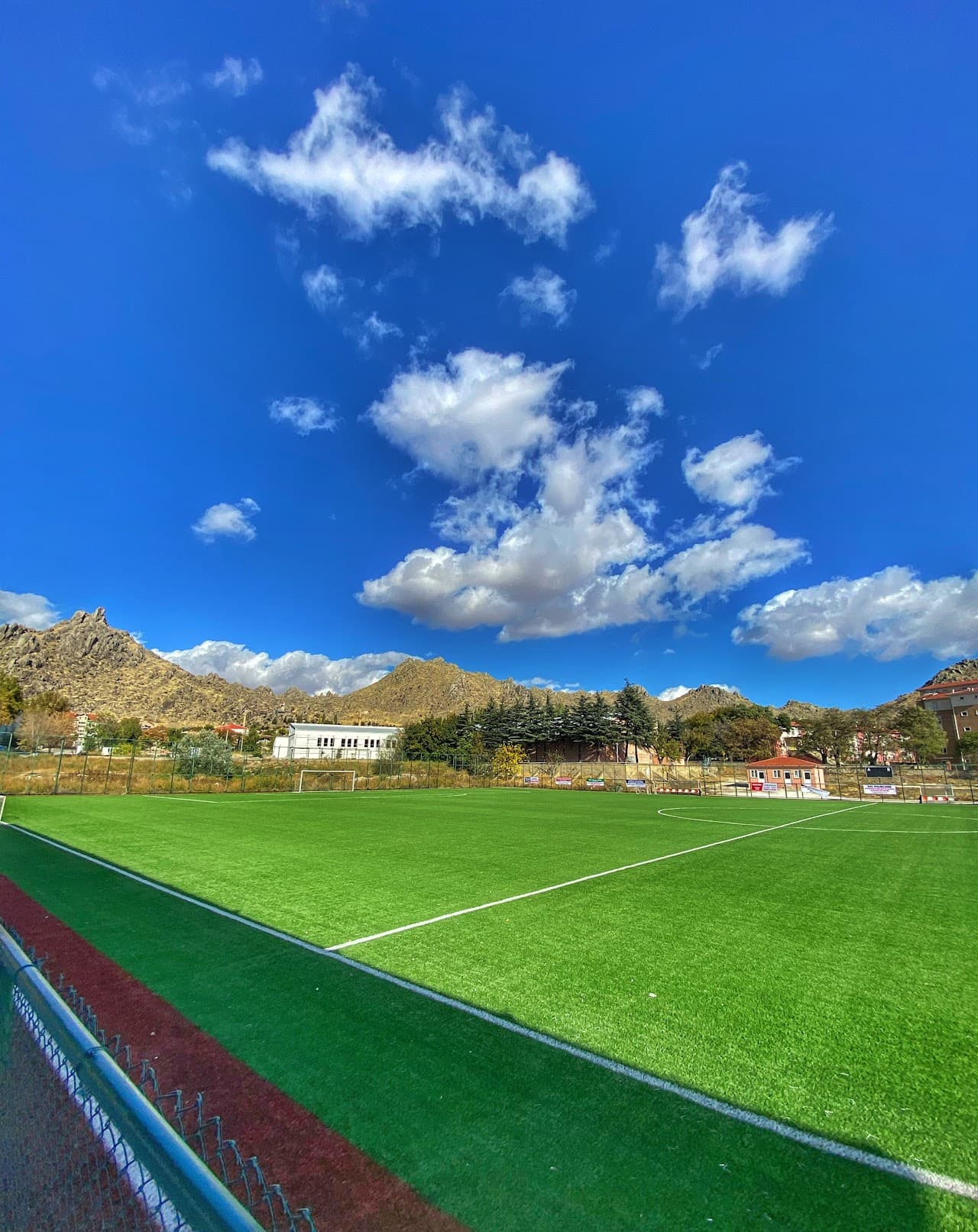Futbol Sahası (2)