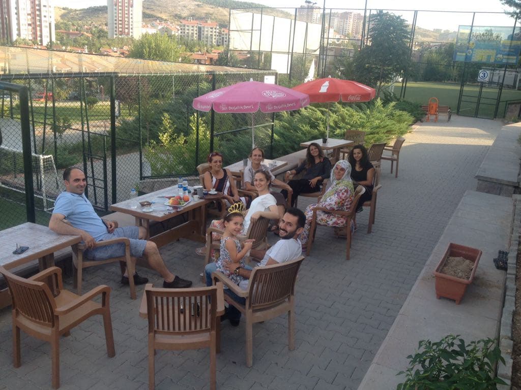 Marina Restorant Vinç Kiralama Halı Yıkama Top Sahası